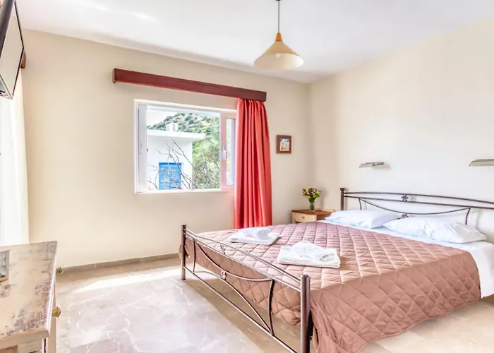 Апарт-отель Akrotopi & Толон