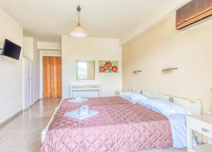 Akrotopi & Апарт-отель