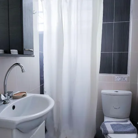 Apartmanhotel Akrotopi & Toló