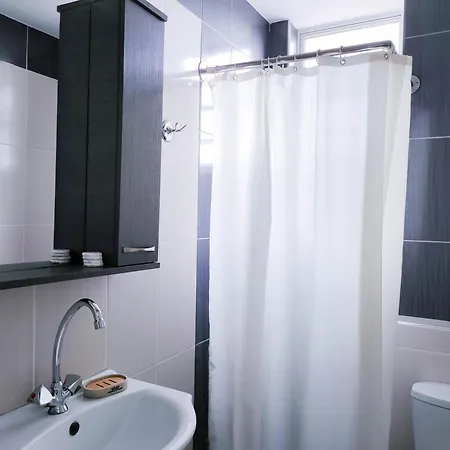Apartmanhotel Akrotopi & 3*