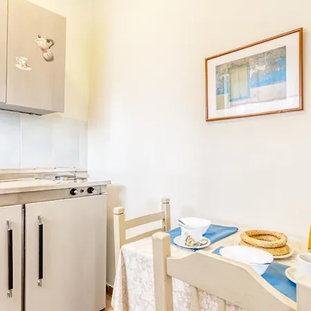 Akrotopi & Lejlighedshotel Tolón