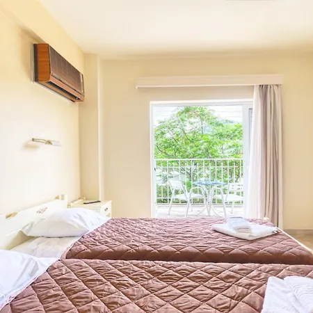 Akrotopi & 3* Tolón