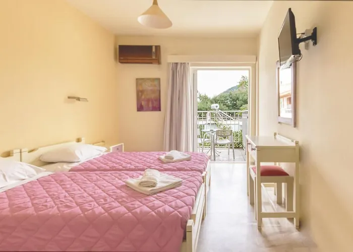 Aparthotel Akrotopi & 3*