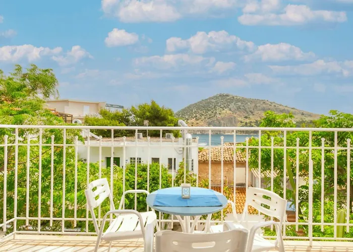 Akrotopi & 3* Tolón