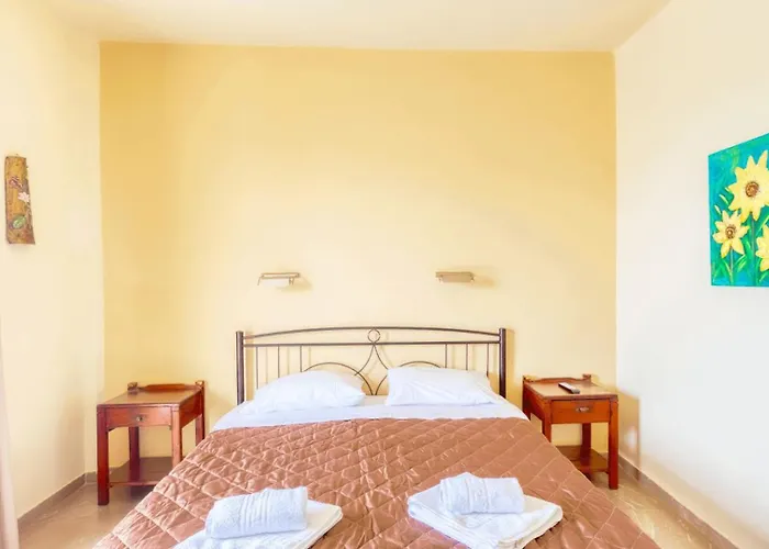 Aparthotel Akrotopi & 3*