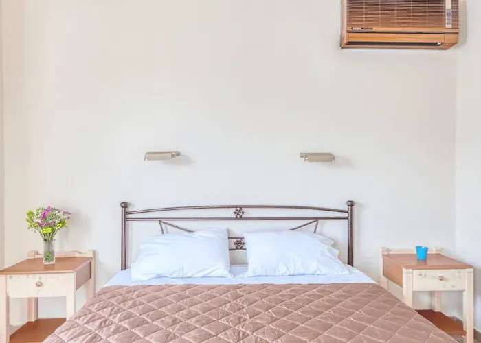 Aparthotel Akrotopi & 3*